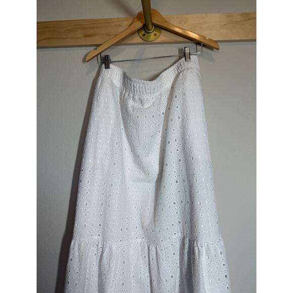 Women's Time and Tru White Eyelet Maxi Ruffle Bottom Cotton Skirt Size XXL (20) - Picture 3 of 10